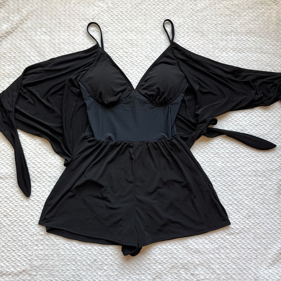 Coco Reef Contours Chroma One Piece Swimsuit Romper 8 Black Wrap Smoothing NWT - Picture 6 of 15